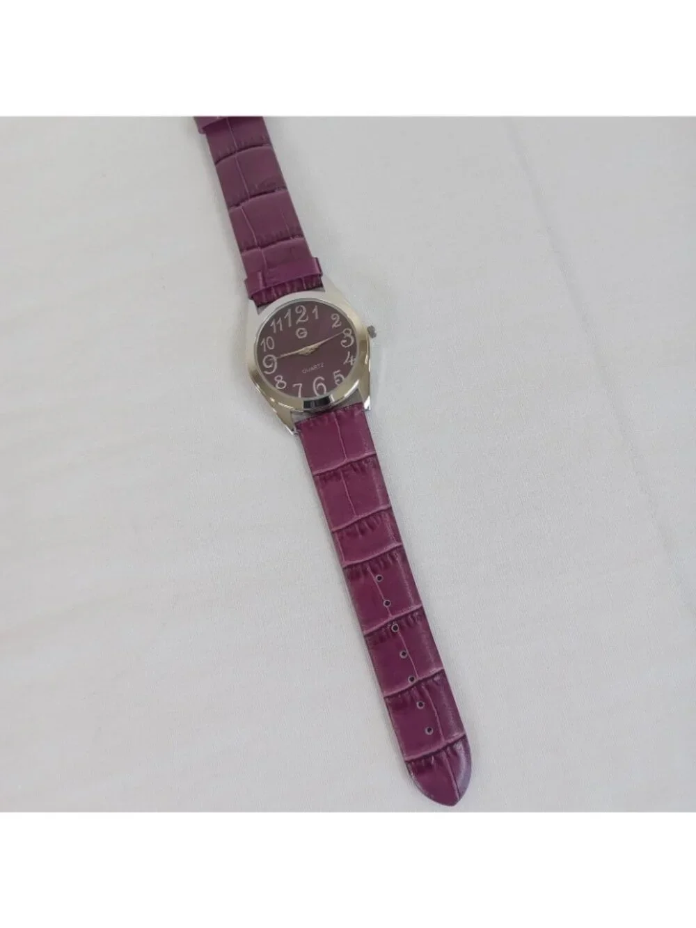 2 Gossip Women's Quartz Wristwatch Green Purple Embossed Leather NEW BATTERIES